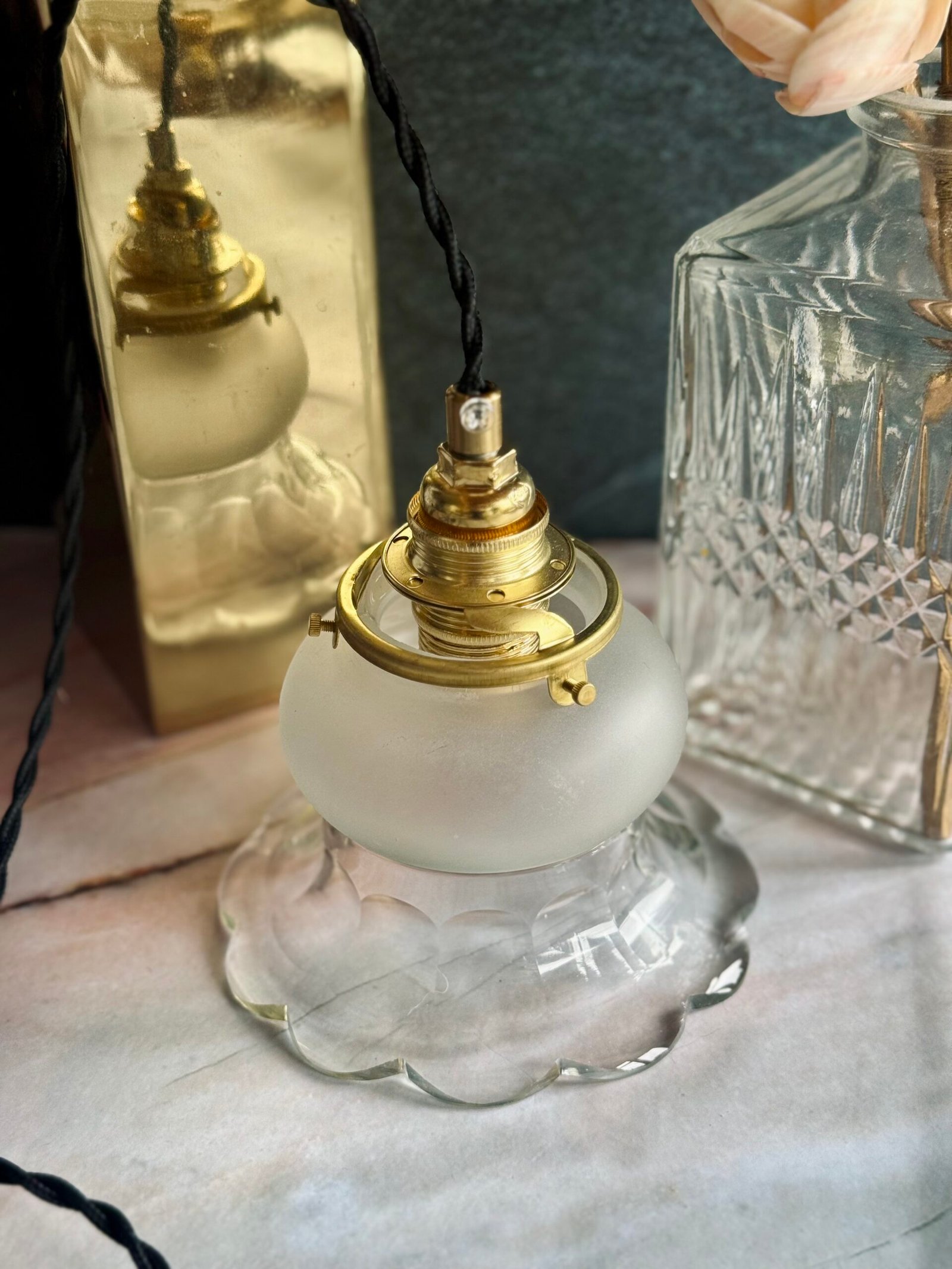 la collerette de satin la collerette de satin