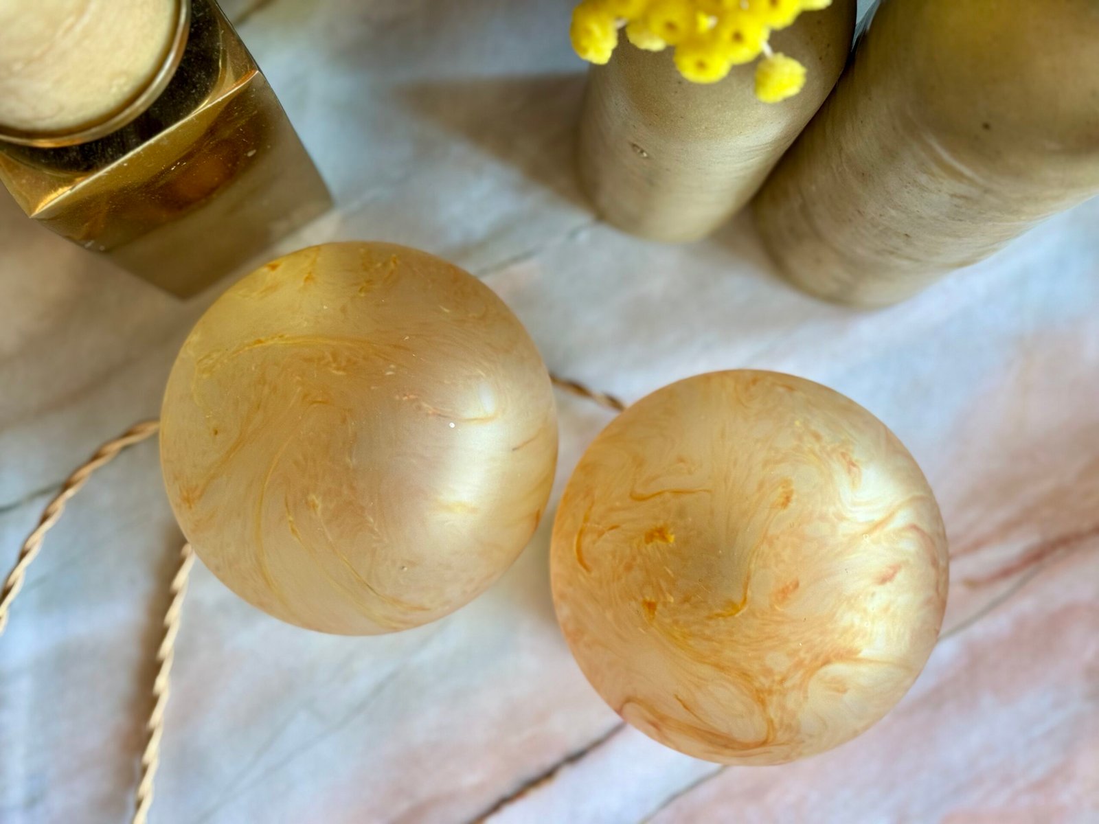 les orbes d’ambre voilé les orbes d’ambre voilé